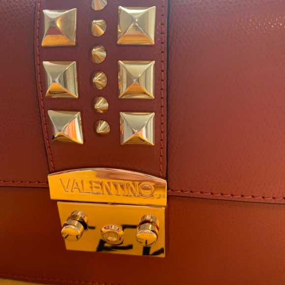 Valentino by Mario - Picture 2 of 9